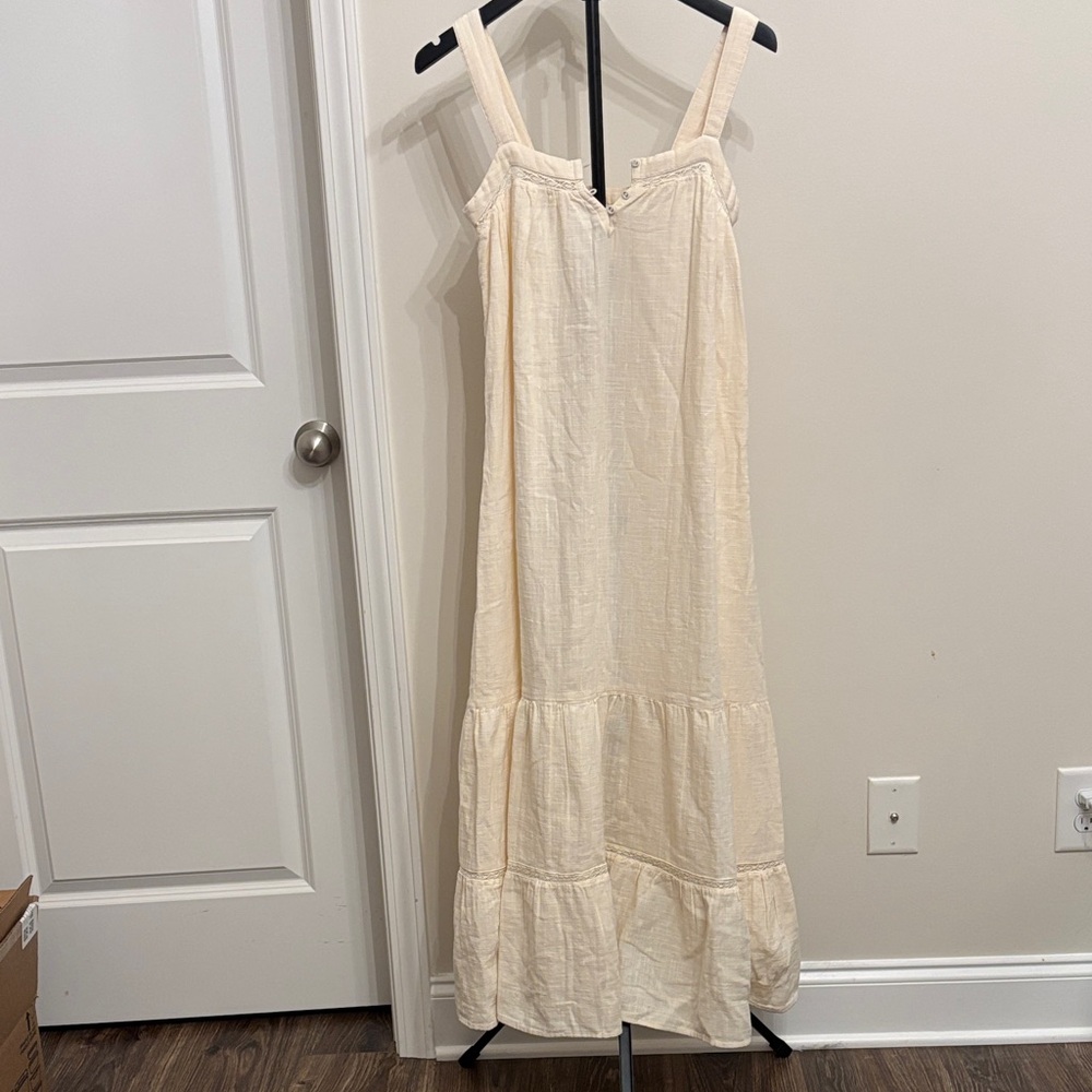 NWT Billabong Cream Tiered Cotton Maxi Skirt